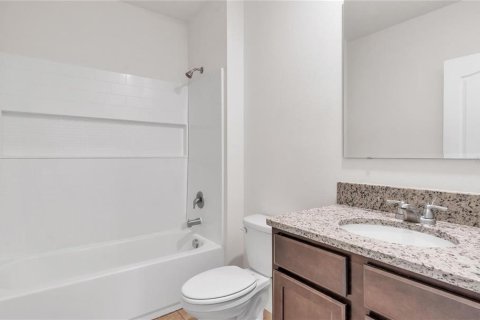 House in Lakeland, Florida 4 bedrooms, 173.45 sq.m. № 1844850 - photo 24