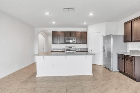 House in Lakeland, Florida 4 bedrooms, 173.45 sq.m. № 1844850 - photo 5