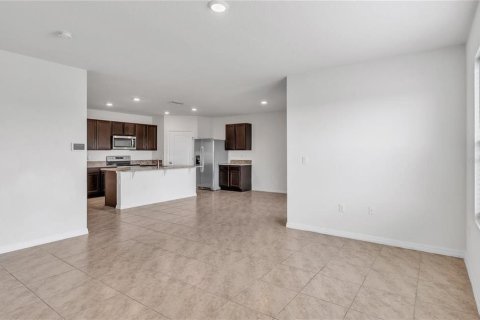 House in Lakeland, Florida 4 bedrooms, 173.45 sq.m. № 1844850 - photo 3