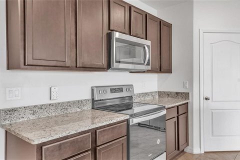 House in Lakeland, Florida 4 bedrooms, 173.45 sq.m. № 1844850 - photo 10
