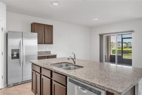 House in Lakeland, Florida 4 bedrooms, 173.45 sq.m. № 1844850 - photo 9