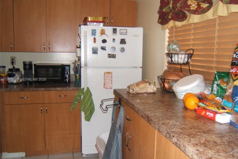 Купить кондоминиум в Майами, Флорида 2 спальни, 91.51м2, № 2049158 - фото 6