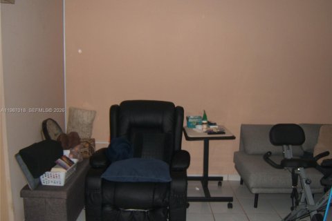 Купить кондоминиум в Майами, Флорида 2 спальни, 91.51м2, № 2049158 - фото 12