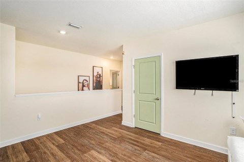 House in Wesley Chapel, Florida 5 bedrooms, 242.01 sq.m. № 1798617 - photo 27