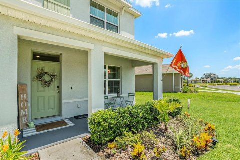 House in Wesley Chapel, Florida 5 bedrooms, 242.01 sq.m. № 1798617 - photo 3