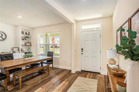 House in Wesley Chapel, Florida 5 bedrooms, 242.01 sq.m. № 1798617 - photo 4