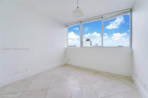 Copropriété à louer à North Bay Village, Floride: 3 chambres, 159.05 m2 № 2001202 - photo 9