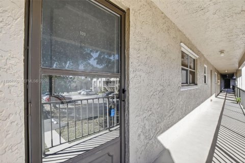 Купить кондоминиум в Дейви, Флорида 2 спальни, 104.61м2, № 2010246 - фото 4