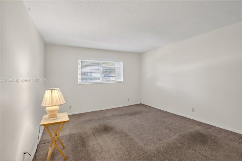 Купить кондоминиум в Дейви, Флорида 2 спальни, 104.61м2, № 2010246 - фото 25