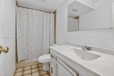 Купить кондоминиум в Дейви, Флорида 2 спальни, 104.61м2, № 2010246 - фото 29