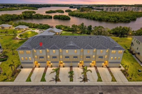 Touwnhouse à Seminole, Floride 3 chambres, 208.01 m2 № 2419844