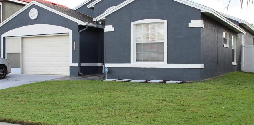 Villa ou maison à Kissimmee, Floride 3 chambres, 163.51 m2 № 2348292
