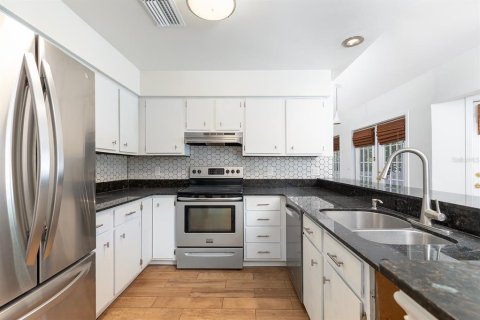 Купить кондоминиум в Винтер-Парк, Флорида 4 комнаты, 76.46м2, № 1721450 - фото 6