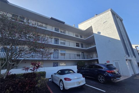 Condominio en venta en Delray Beach, Florida, 1 dormitorio, 84.73 m2 № 2027539 - foto 17