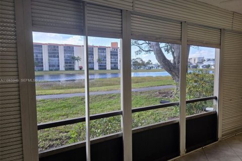 Condominio en Delray Beach, Florida, 1 dormitorio  № 2027539