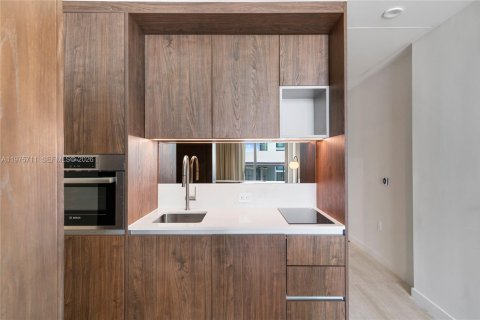 Condo in Miami, Florida  № 2052926 - photo 6