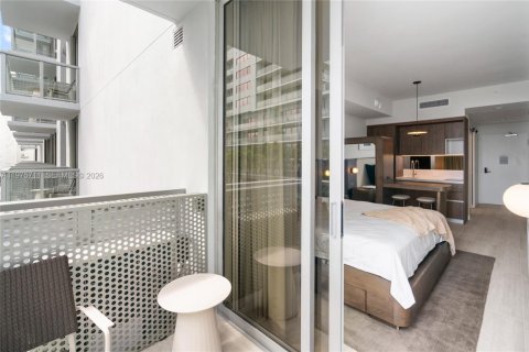 Condo in Miami, Florida  № 2052926 - photo 5