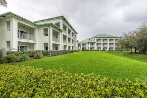 Купить кондоминиум в Дорал, Флорида 1 спальня, 99.41м2, № 1818438 - фото 20