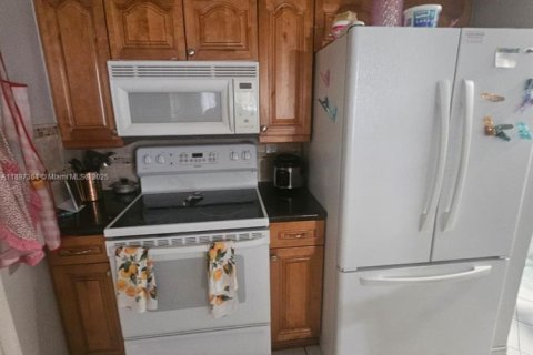 Casa en venta en Tamarac, Florida, 2 dormitorios, 96.43 m2 № 1933028 - foto 8