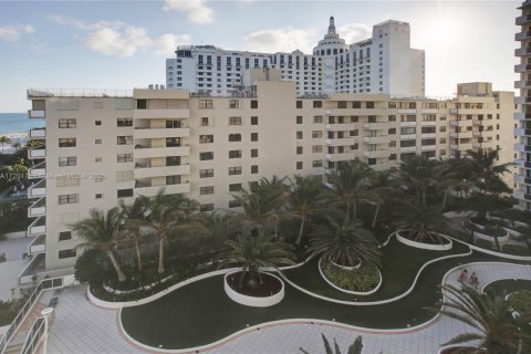 Copropriété à louer à Miami Beach, Floride: 49.24 m2 № 1763928 - photo 5