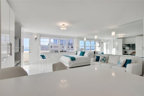 Copropriété à louer à Miami Beach, Floride: 49.24 m2 № 1763928 - photo 9