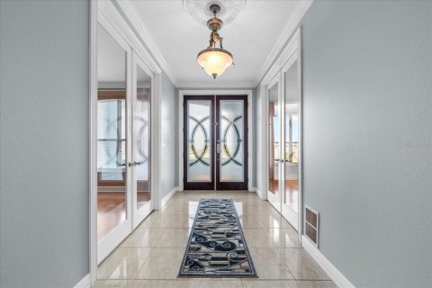 Villa ou maison à vendre à New Port Richey, Floride: 6 chambres, 577.67 m2 № 2394088 - photo 6