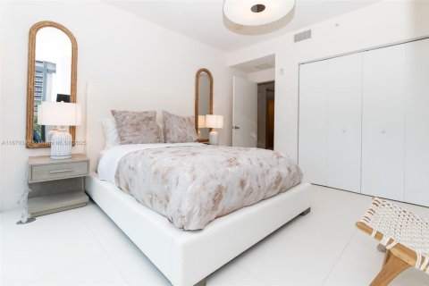 Снять в аренду кондоминиум в Холливуд, Флорида 3 спальни, 203.73м2, № 1895339 - фото 24