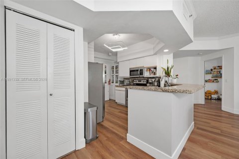 Condominio en venta en Aventura, Florida, 2 dormitorios, 100.06 m2 № 2052590 - foto 9