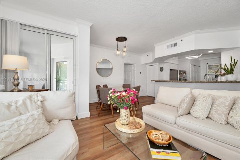 Condominio en venta en Aventura, Florida, 2 dormitorios, 100.06 m2 № 2052590 - foto 18
