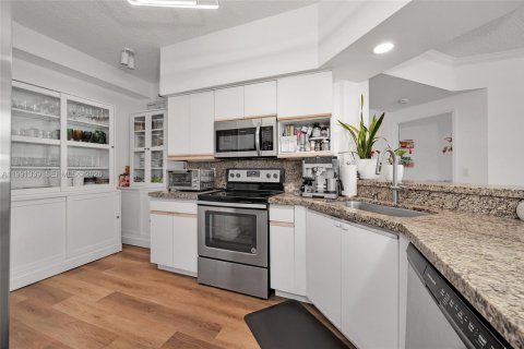Condominio en venta en Aventura, Florida, 2 dormitorios, 100.06 m2 № 2052590 - foto 10