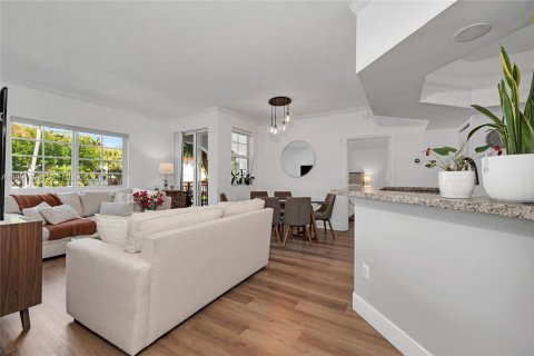Condominio en venta en Aventura, Florida, 2 dormitorios, 100.06 m2 № 2052590 - foto 7