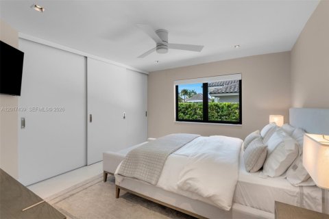 Villa ou maison à vendre à Miami, Floride: 5 chambres, 375.23 m2 № 2084809 - photo 20