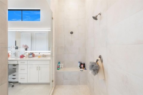 House in Parkland, Florida 3 bedrooms, 329.8 sq.m. № 1976164 - photo 29