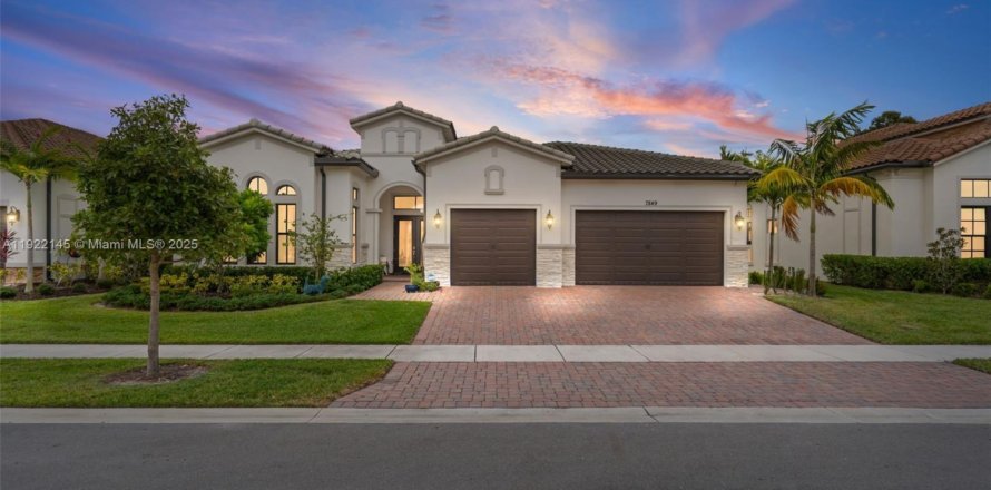 House in Parkland, Florida 3 bedrooms, 329.8 sq.m. № 1976164