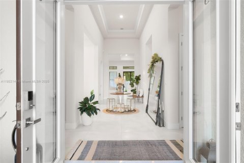 House in Parkland, Florida 3 bedrooms, 329.8 sq.m. № 1976164 - photo 5