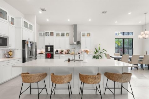 House in Parkland, Florida 3 bedrooms, 329.8 sq.m. № 1976164 - photo 16