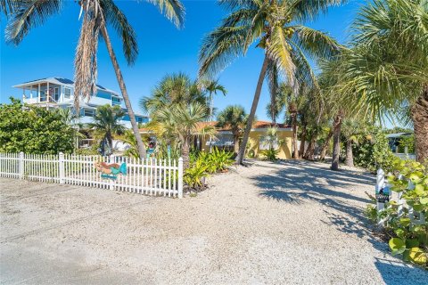 Villa ou maison à vendre à Placida, Floride: 3 chambres, 139.35 m2 № 2136055 - photo 12
