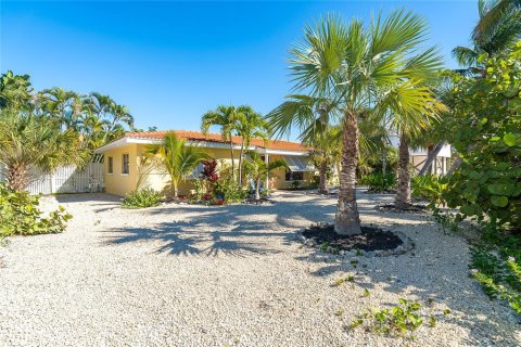 Villa ou maison à vendre à Placida, Floride: 3 chambres, 139.35 m2 № 2136055 - photo 13