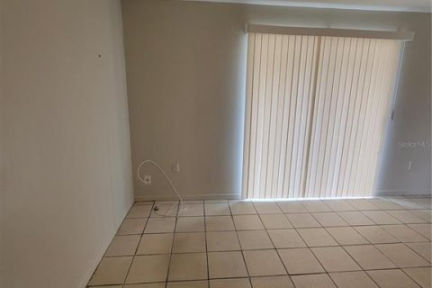 Apartamento en alquiler en Orlando, Florida, 3 dormitorios, 111.48 m2 № 1916896 - foto 11