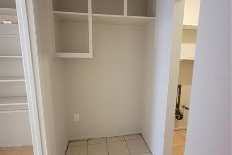 Apartamento en alquiler en Orlando, Florida, 3 dormitorios, 111.48 m2 № 1916896 - foto 10