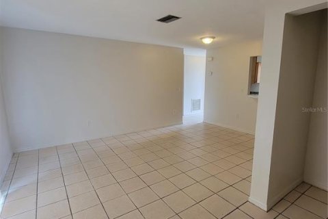 Apartamento en alquiler en Orlando, Florida, 3 dormitorios, 111.48 m2 № 1916896 - foto 14