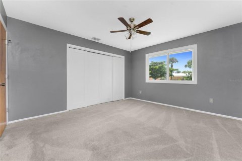 House in Punta Gorda, Florida 3 bedrooms, 175.03 sq.m. № 1912023 - photo 28
