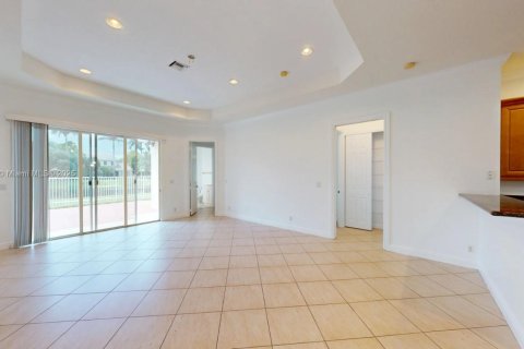 House in Davie, Florida 4 bedrooms, 256.6 sq.m. № 1696798 - photo 8