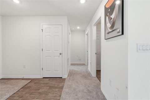 Villa ou maison à vendre à Kissimmee, Floride: 2 chambres, 98.57 m2 № 2222217 - photo 21
