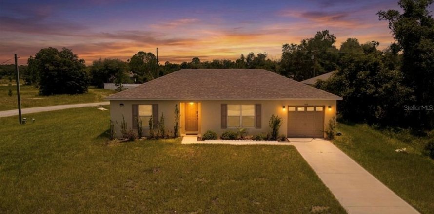 Villa ou maison à Kissimmee, Floride 2 chambres, 98.57 m2 № 2222217