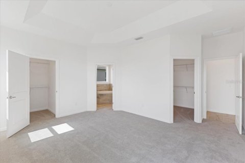 House in Mount Dora, Florida 3 bedrooms, 182.65 sq.m. № 1278709 - photo 6