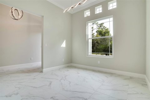 House in Sebastian, Florida 4 bedrooms, 205.87 sq.m. № 2086523 - photo 10