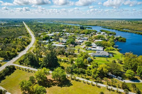 House in Sebastian, Florida 4 bedrooms, 205.87 sq.m. № 2086523 - photo 14