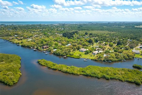 House in Sebastian, Florida 4 bedrooms, 205.87 sq.m. № 2086523 - photo 19