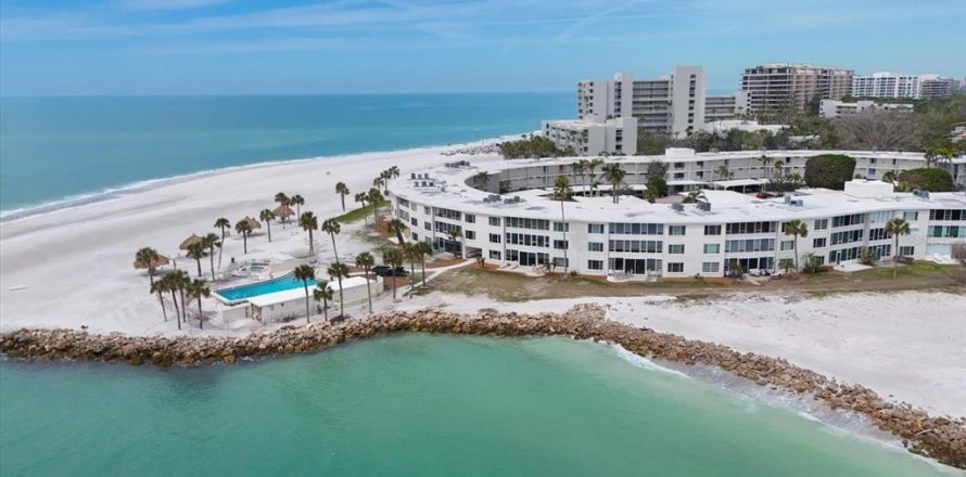 Condo in Longboat Key, Florida, 2 bedrooms № 1614790